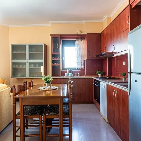 Charm 6, 2br Ap Sea View, Parking