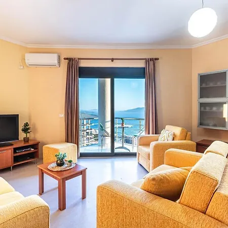 Charm 6, 2br Ap Sea View, Parking